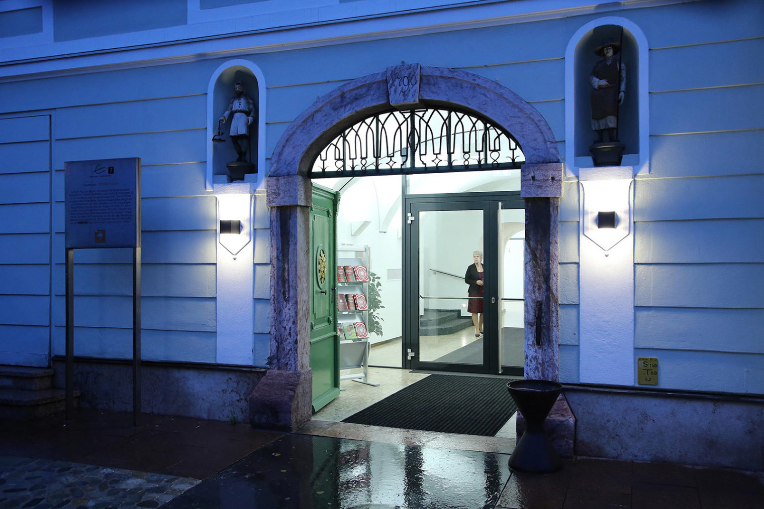 Entrance Leoben Municipial Theatre at night