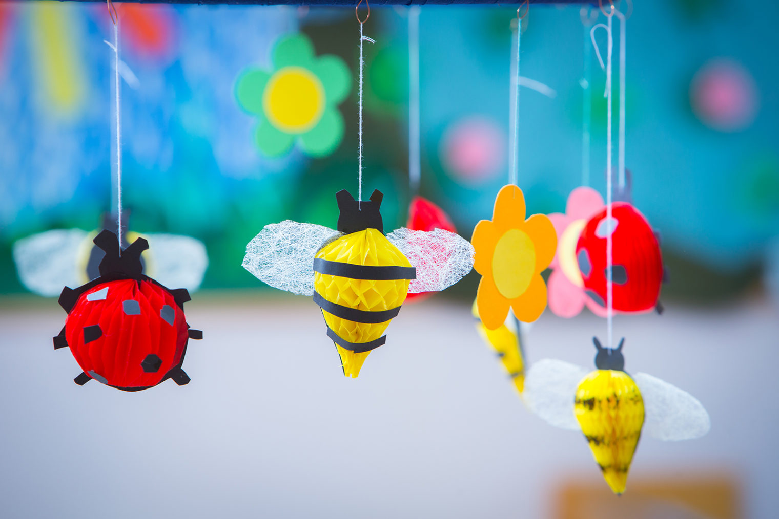 Bastelarbeiten im Kindergarten
