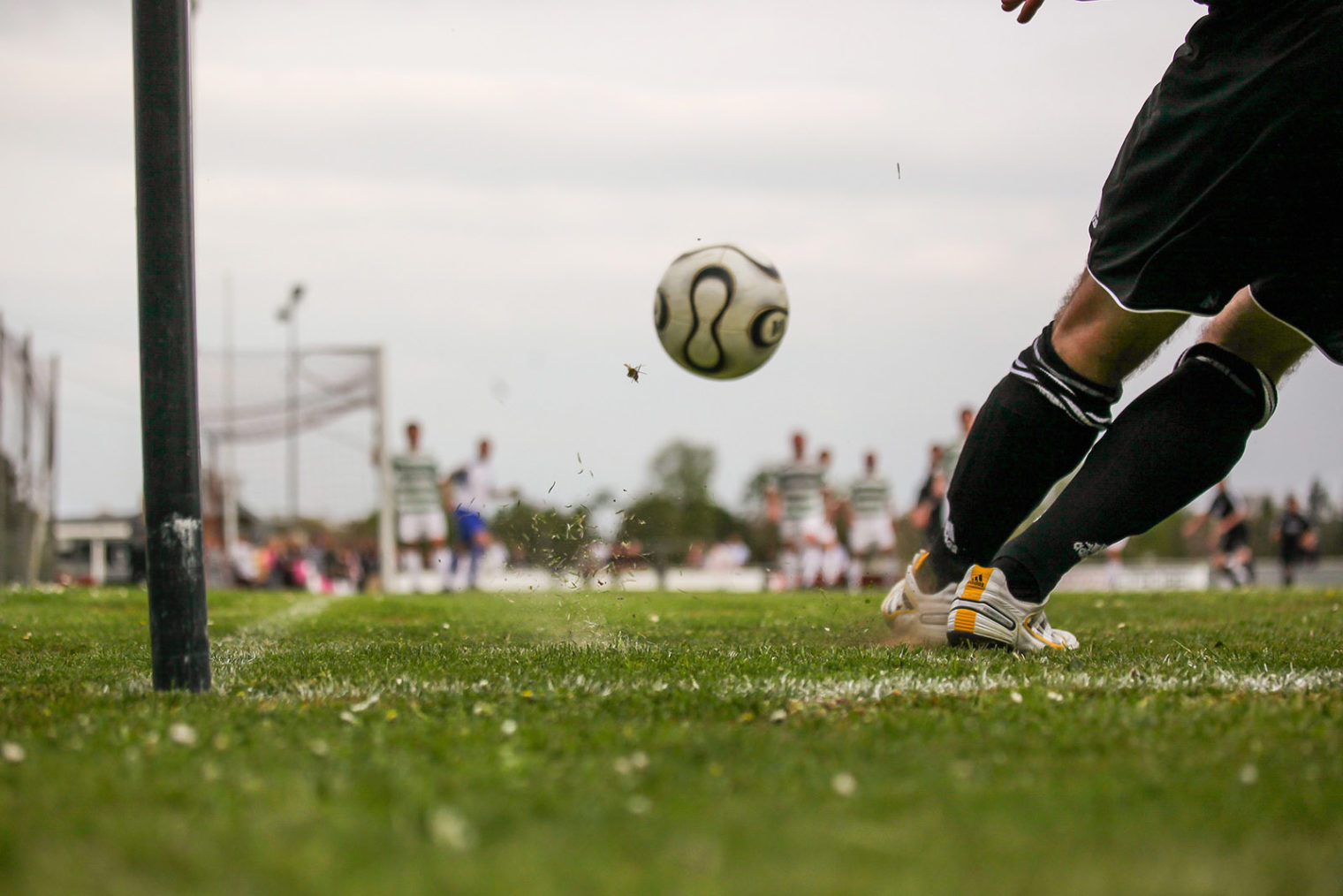 Spieler auf Fußballfeld