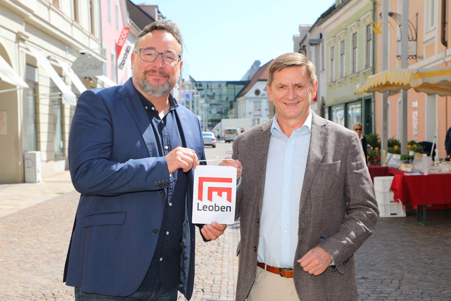 Citymanager Edgar Schnedl und Bürgermeister Kurt Wallner