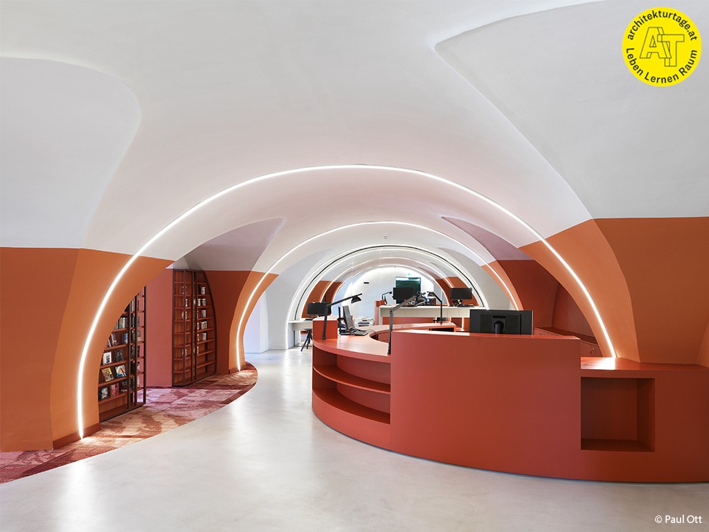 Empfang Stadtbibliothek gestaltet vom Architekturbüro INNOCAD als
