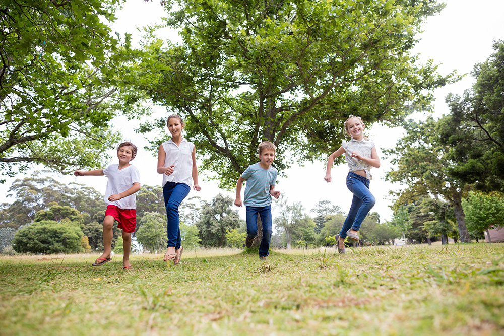 Spielende Kinder