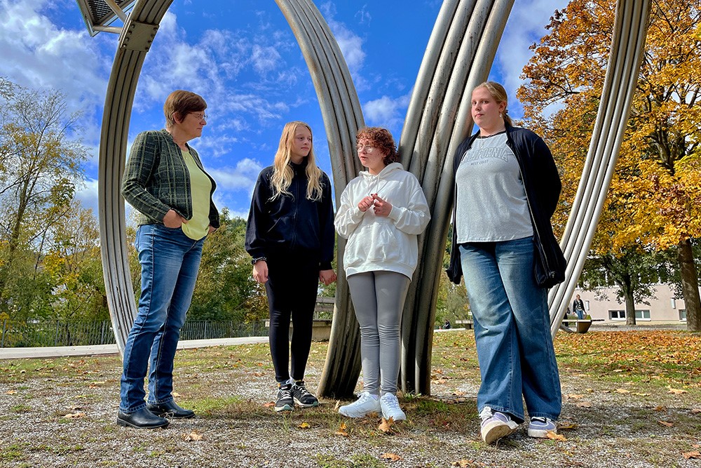 Teilnehmerinnen mit Vizebürgermeisterin Sandler