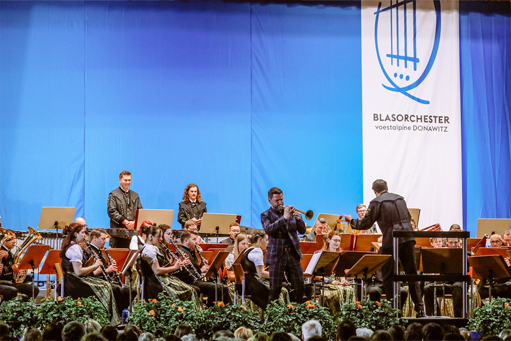 Musikkapelle Blasorchester voestalpine Donawitz auf der Konzertbühne