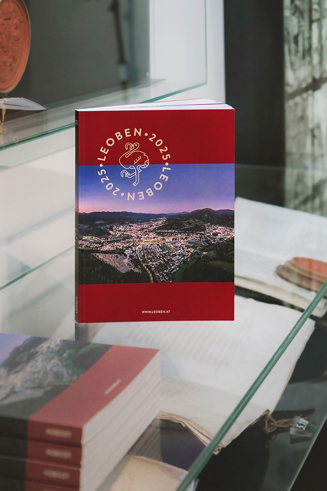 Das Leoben-Buch im Museumsshop
